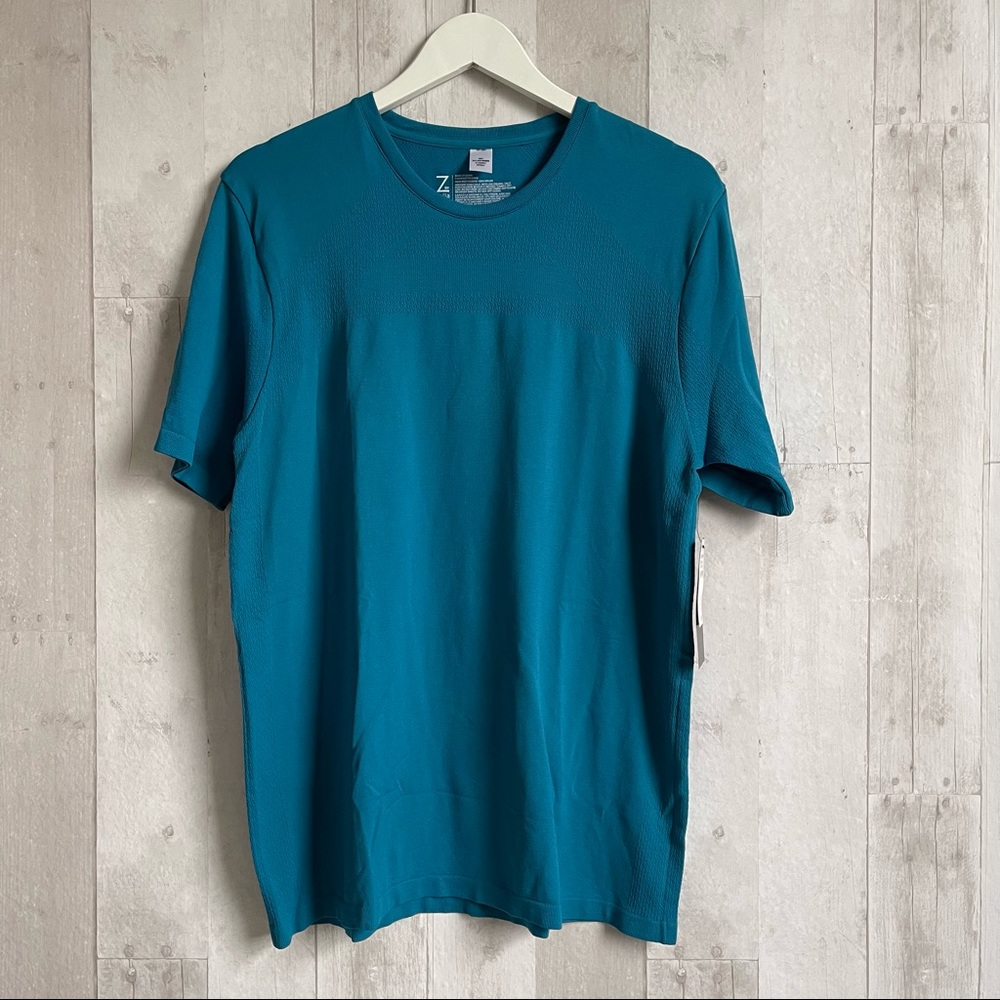 Zella mens short sleeve athletic top new with tags